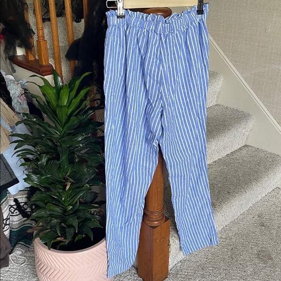 Beachlunchlounge Blue and White Striped Coastal Linen Pants - Picture 5 of 10